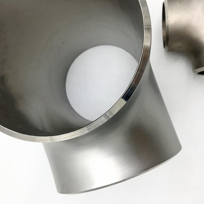 Ansi B16.9の管付属品の等しいティーのバット溶接SMLSのティー1/4インチから40インチRollingsand 1