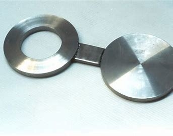 ANSI B16.5 304/316 Stainless Steel Class 900 Spectable Flanges Forged Pipe Fittings