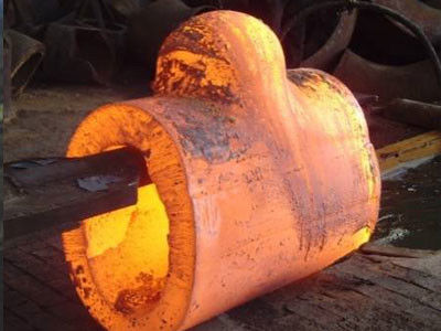 China Factory Ferritic Austenitic Stainless A815 S32750 Equal Tee Pipe Fittings 4"-10" SCH40 SCH80 SCH100